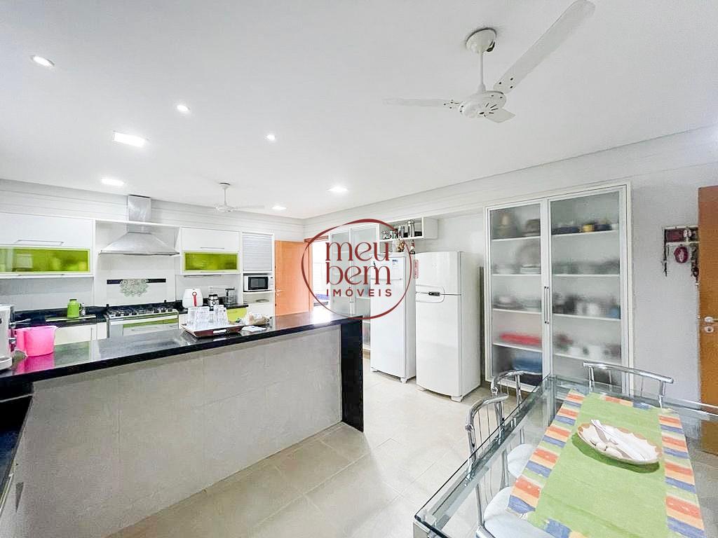 Sobrado à venda no bairro Eletronorte, Porto Velho, com 2 quartos quartos e 2 suítes suítes | Meu Bem Imóveis: 