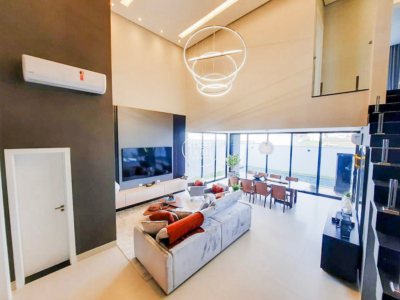 Sobrado à venda no Verana bairro Aponiã, Porto Velho, com 4 quartos quartos e 3 suítes suítes | Meu Bem Imóveis: 