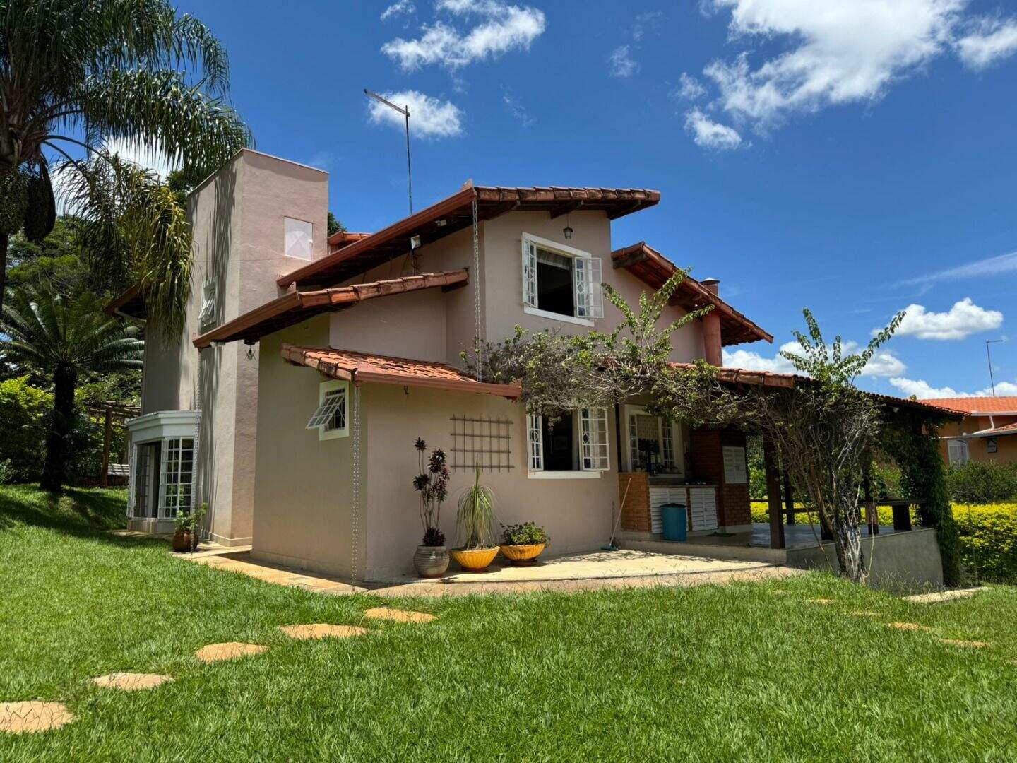 Casa em Condomínio à venda no Condomínio Fazenda Solar: 