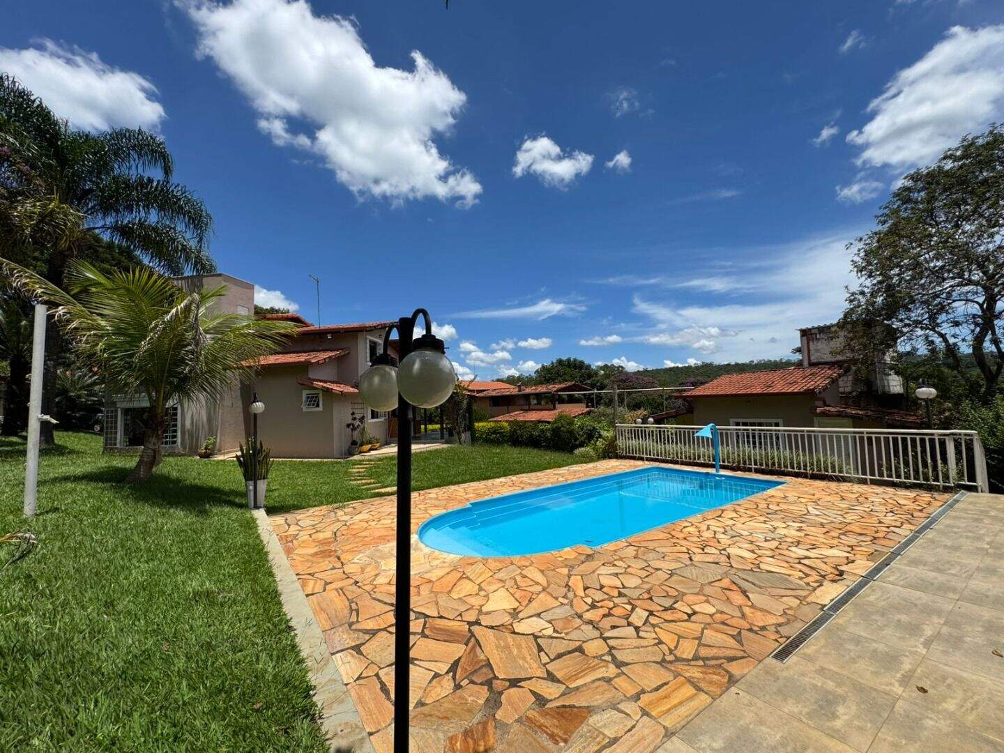 Casa em Condomínio à venda no Condomínio Fazenda Solar: 