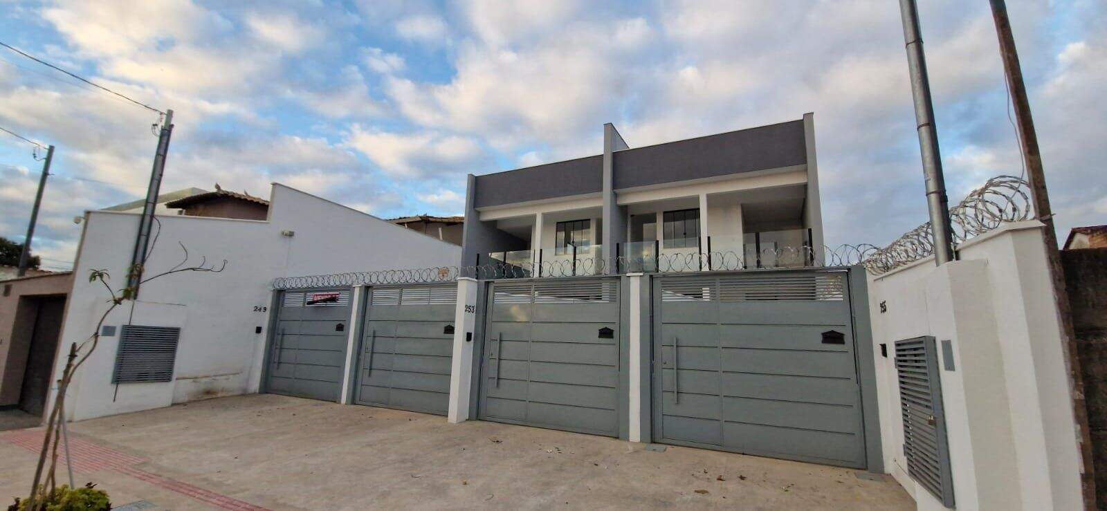 Casa à venda no Santa Fé: 