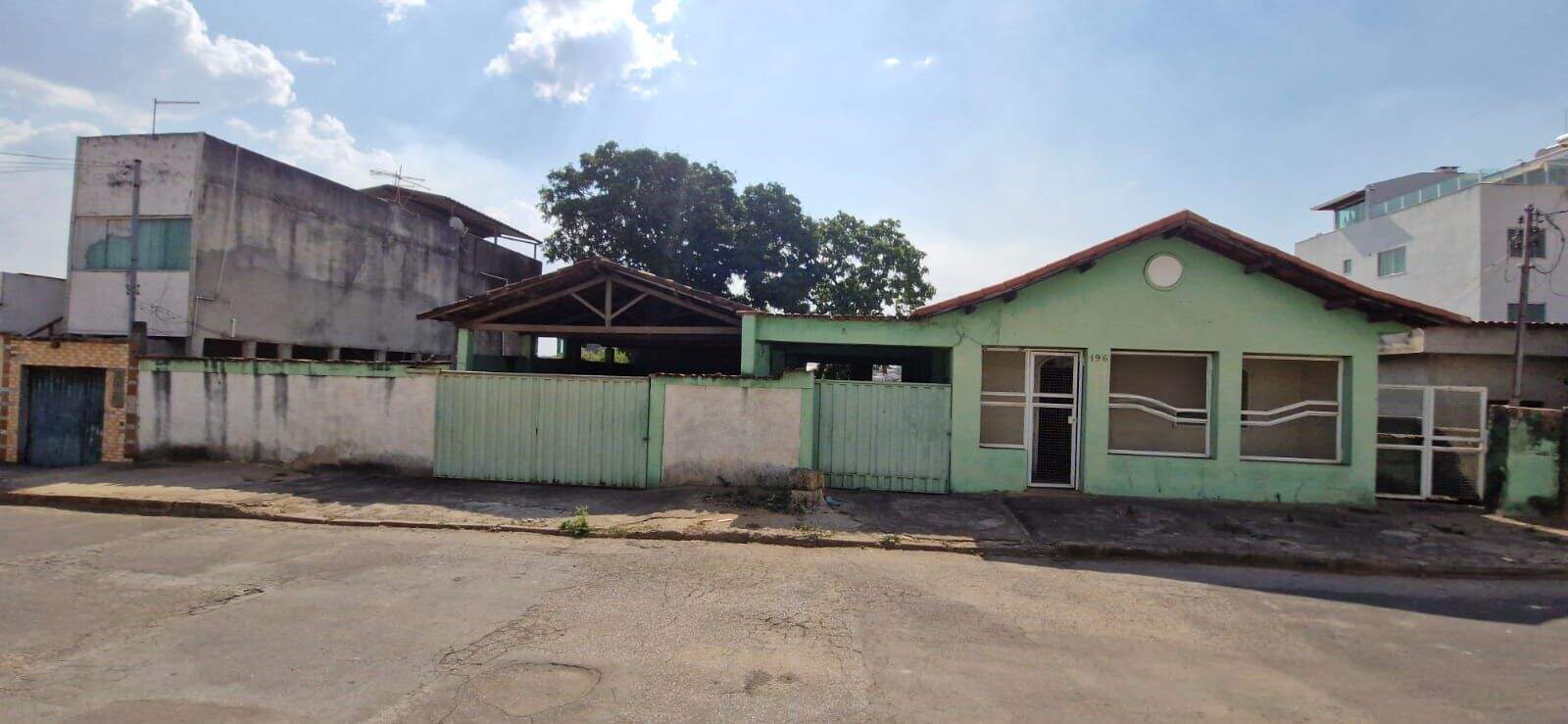 Casa à venda no Santa Mônica: 