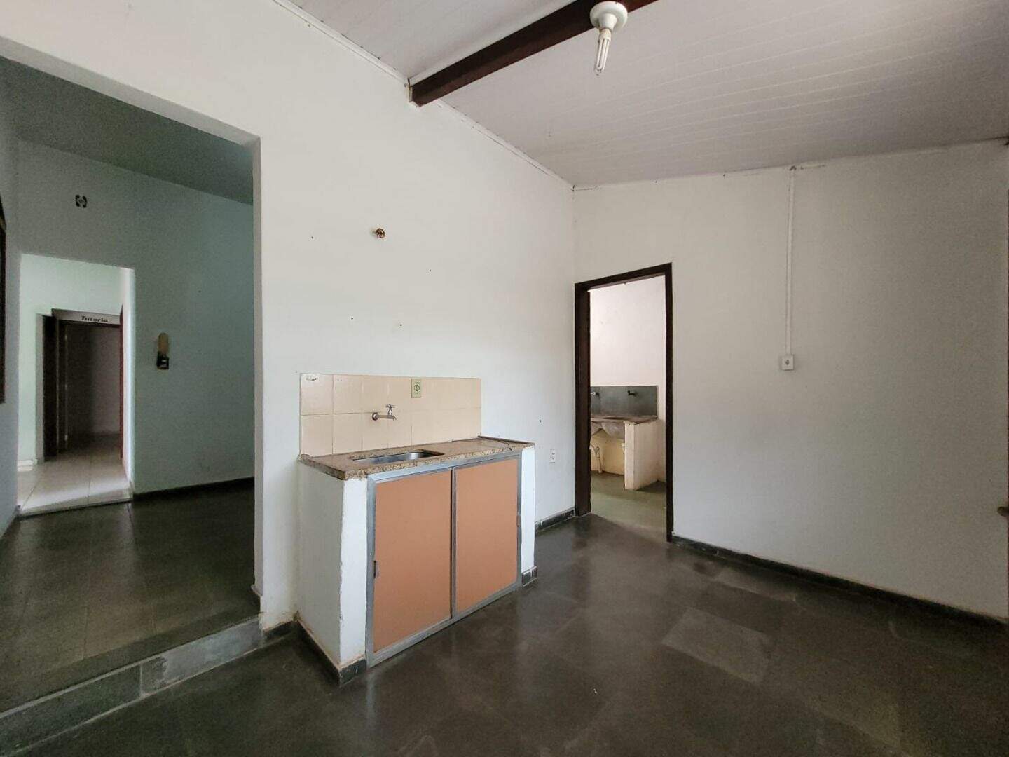 Casa para aluguel no Centro: 