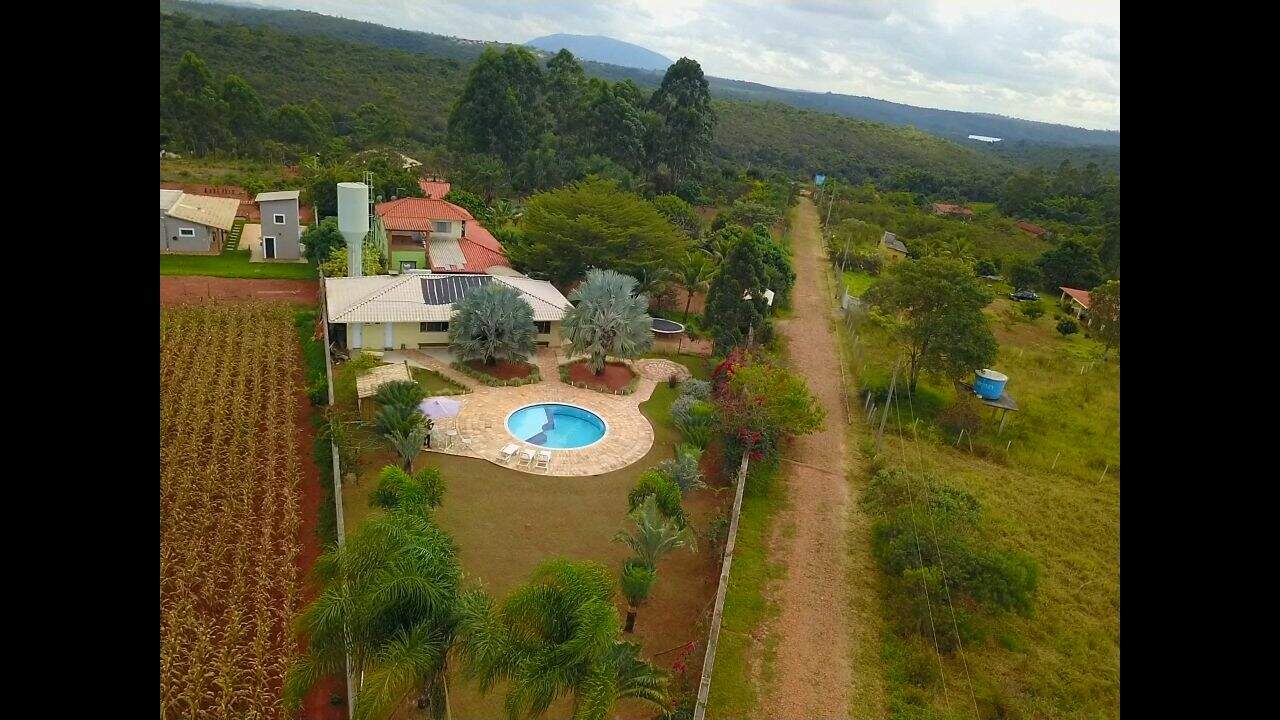 Sítio à venda no Recanto Serra Azul: 