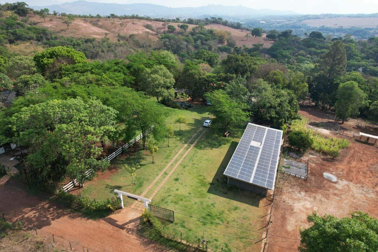 Sítio à venda no Vila das Flores: 