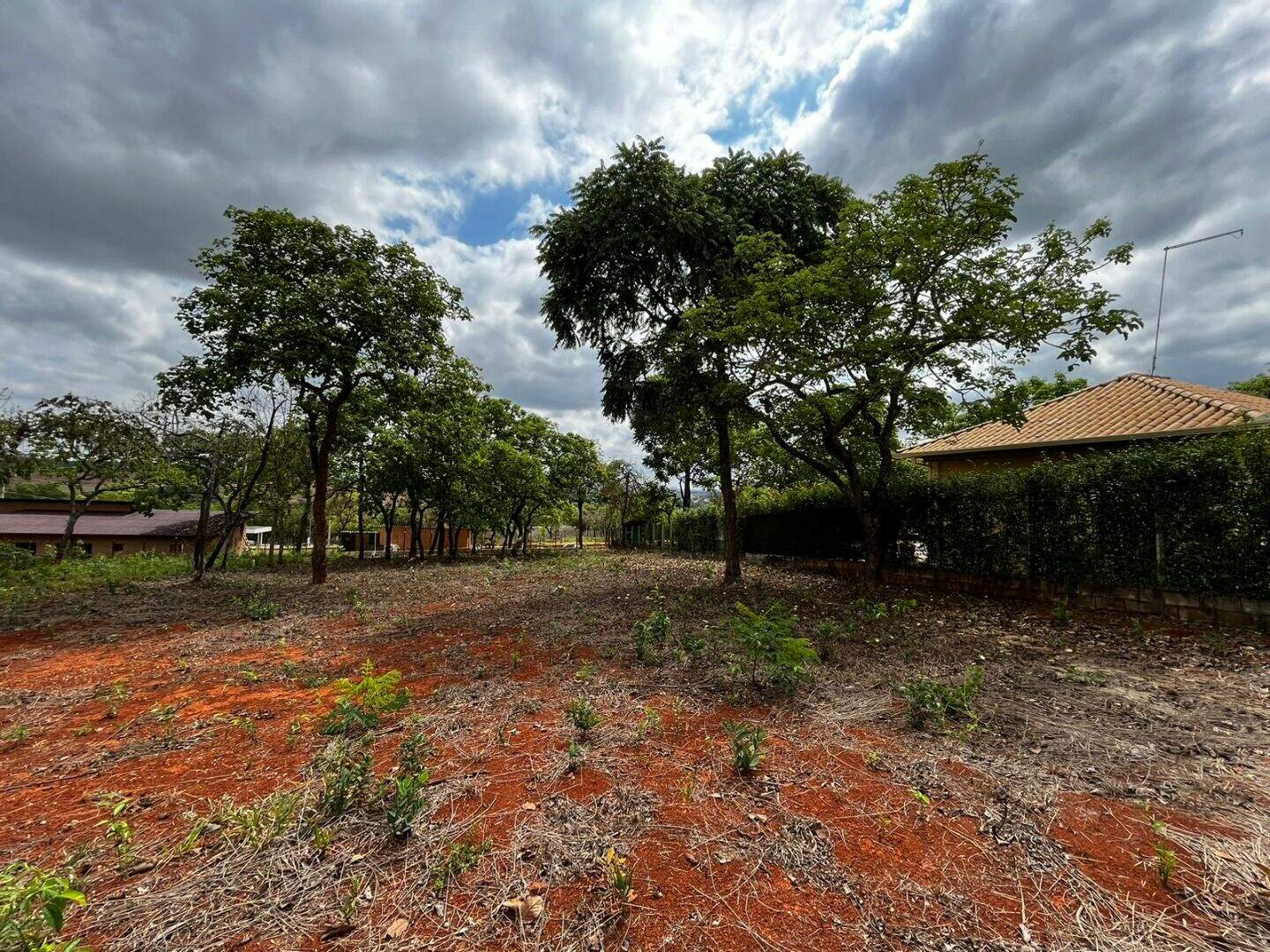 Lote em condomínio à venda no Ipanema: 