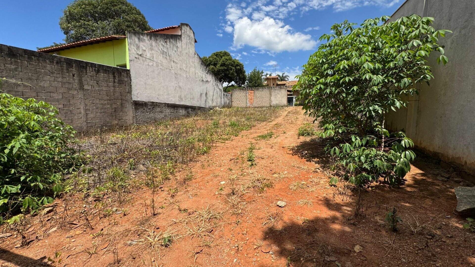 Terreno à venda no A Definir: 