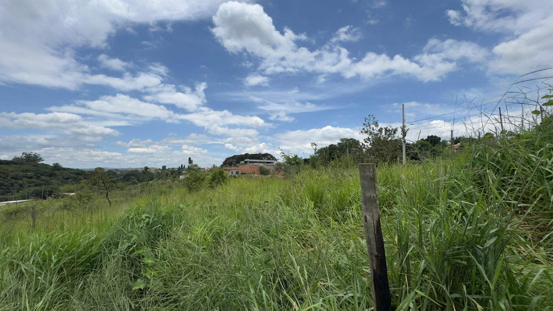 Terreno à venda no Bandeirante: 
