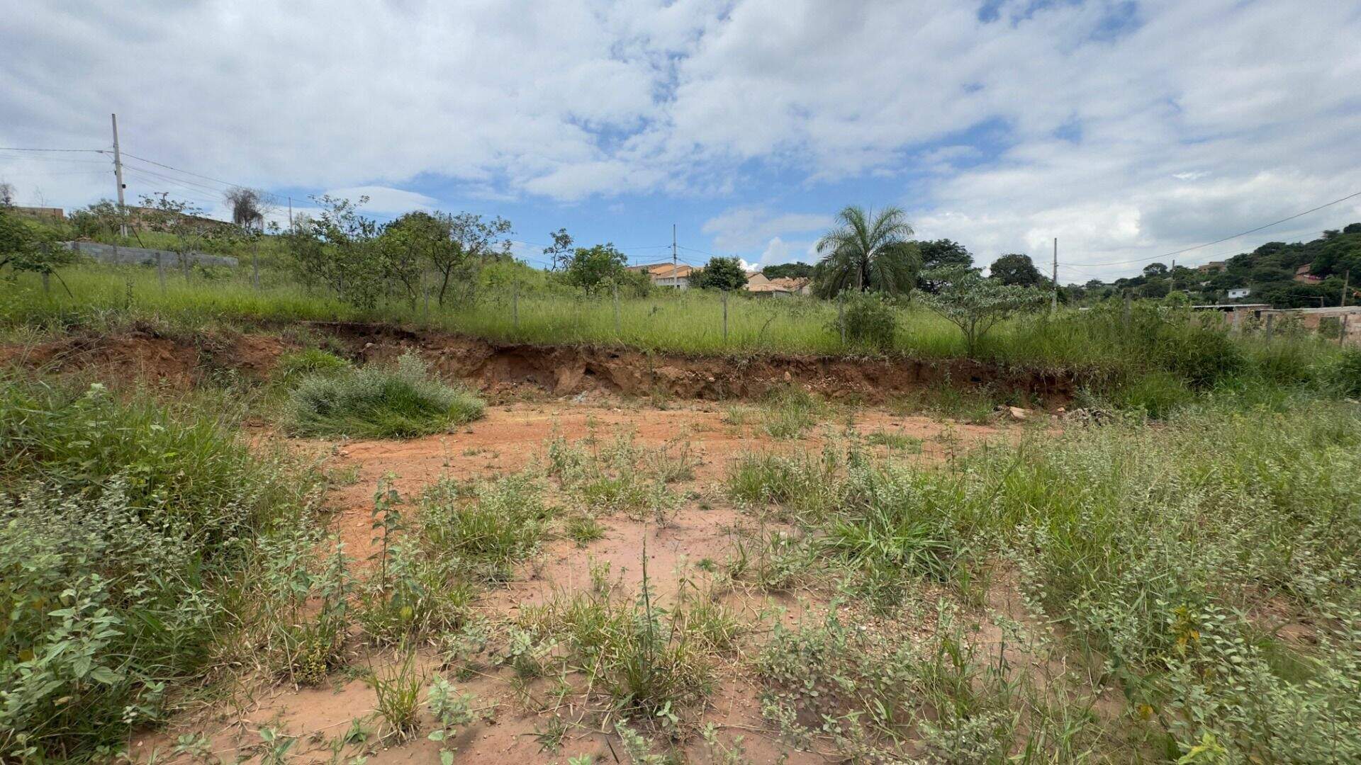 Terreno à venda no Bandeirante: 