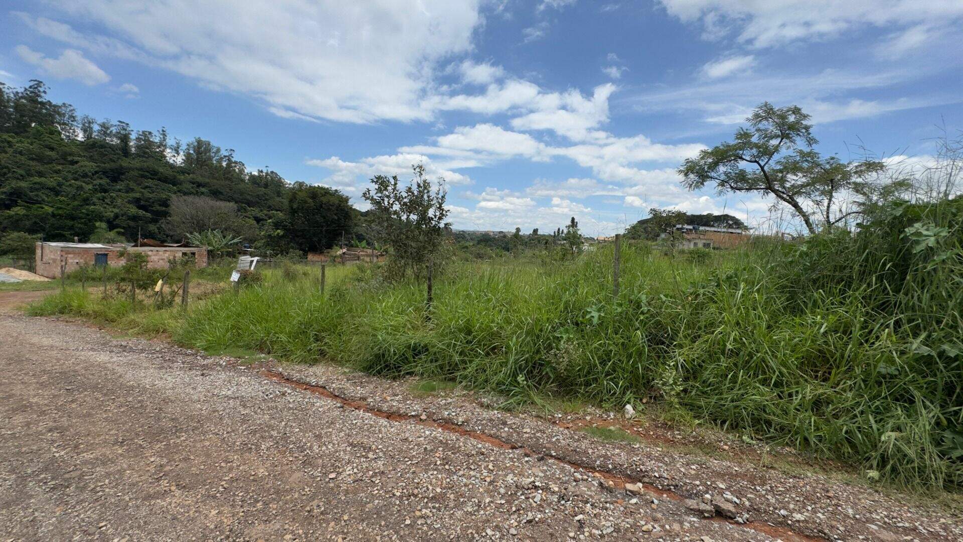 Terreno à venda no Bandeirante: 