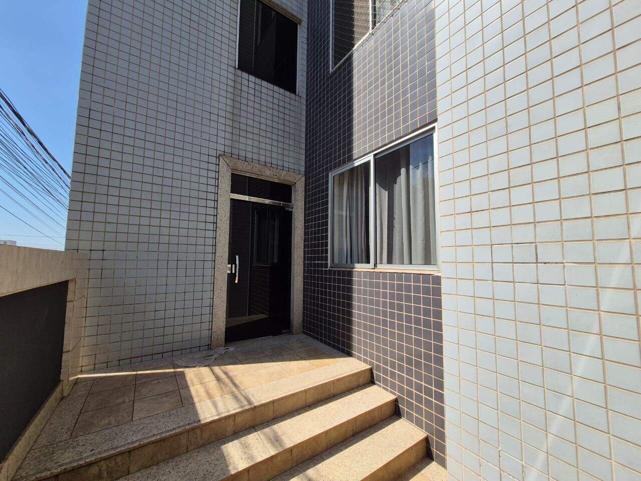 Apartamento à venda no Santa Mônica: 