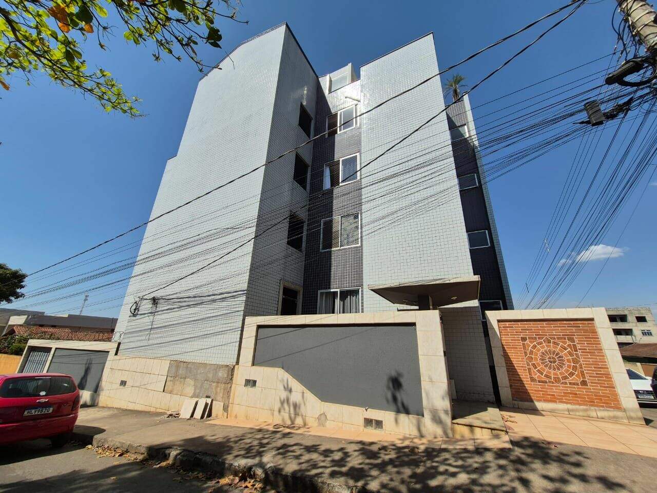 Apartamento à venda no Santa Mônica: 