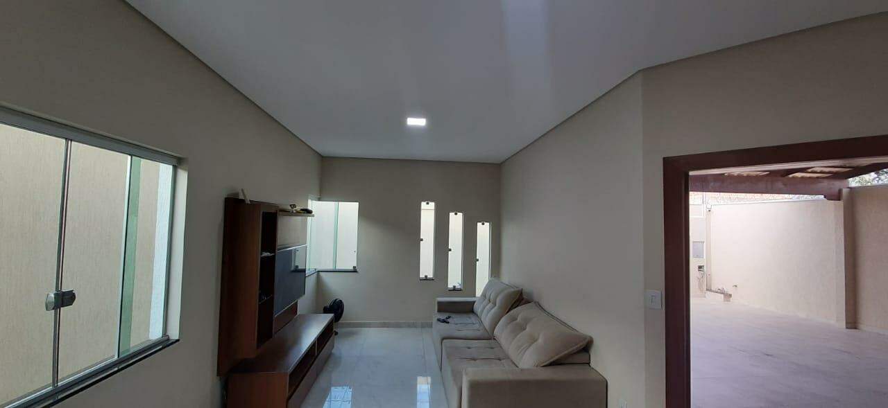 Casa à venda no Novo Igarapé: 