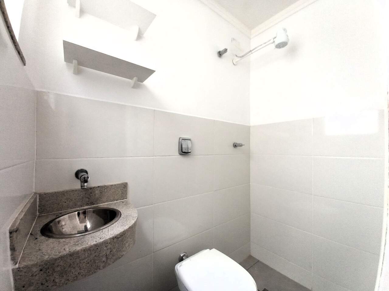 Apartamento para alugar com 2 quartos, 85m² - Foto 13