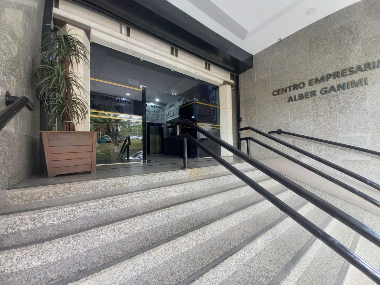 Sala para aluguel no Centro: 
