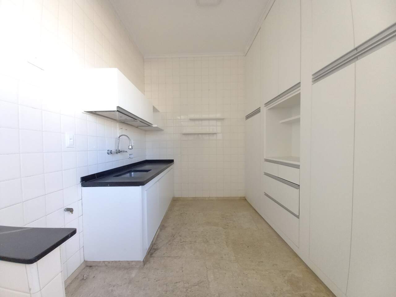 Apartamento à venda com 4 quartos, 207m² - Foto 22