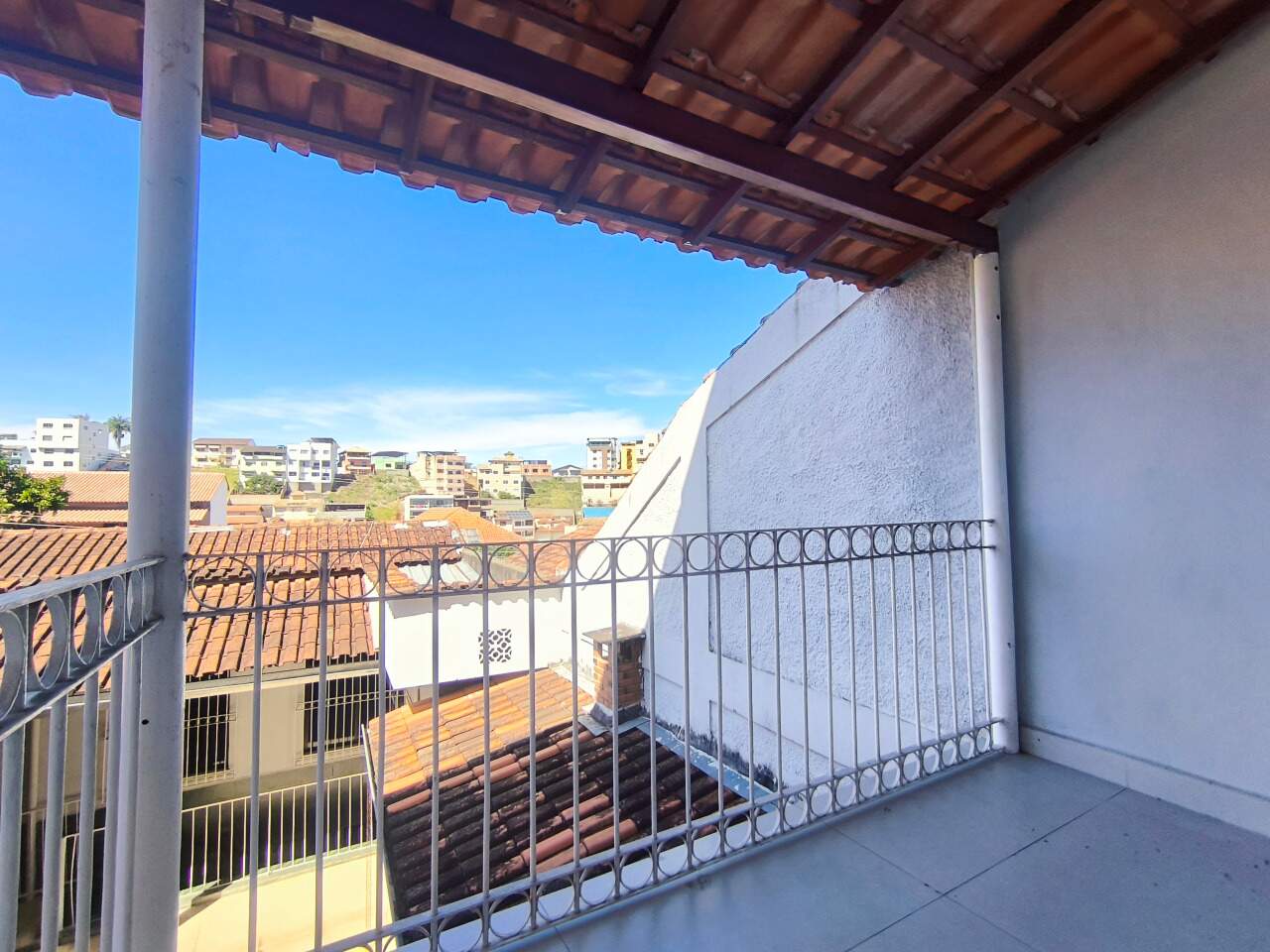 Casa à venda com 5 quartos, 220m² - Foto 24