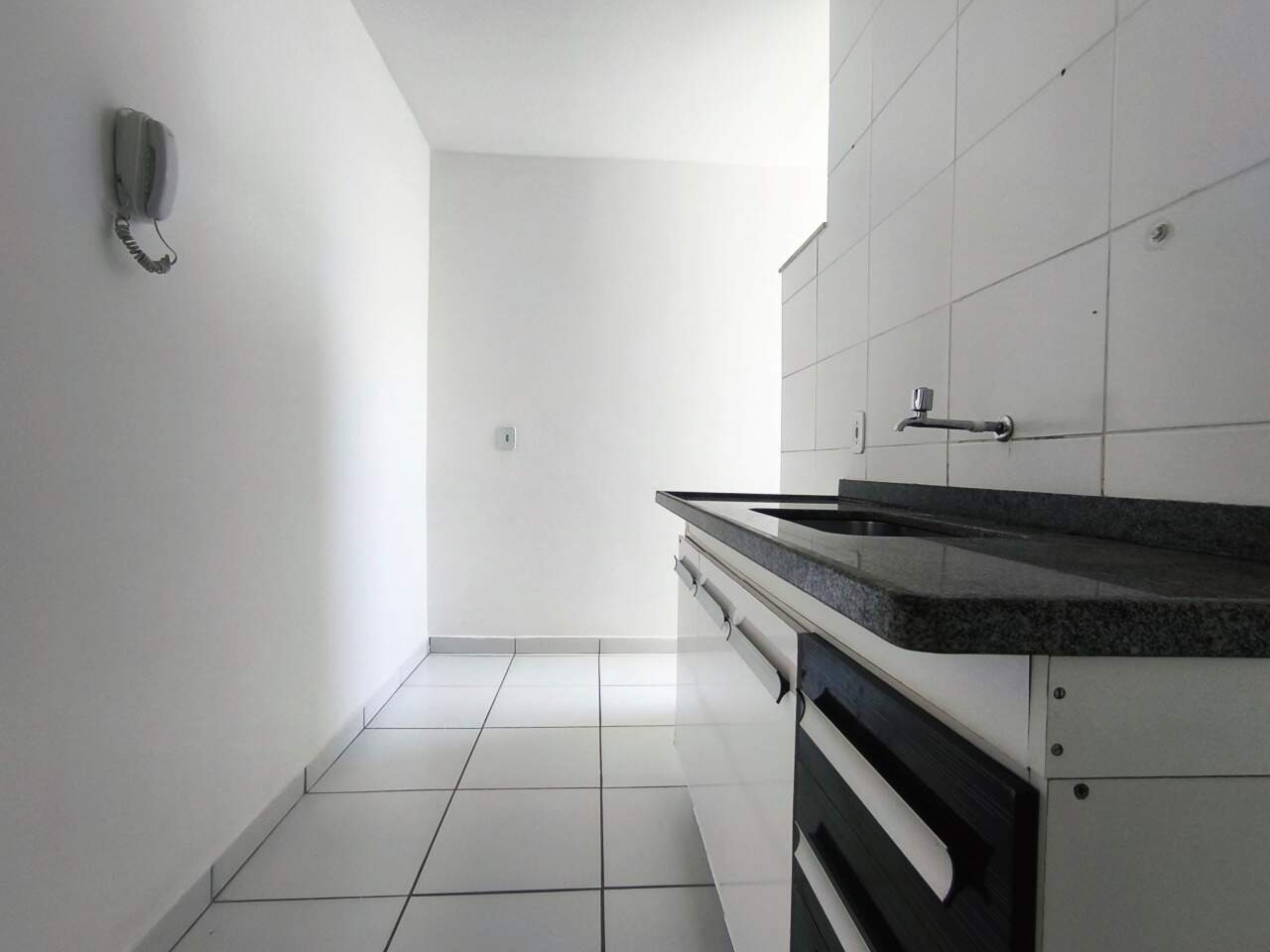 Apartamento à venda com 2 quartos, 58m² - Foto 11