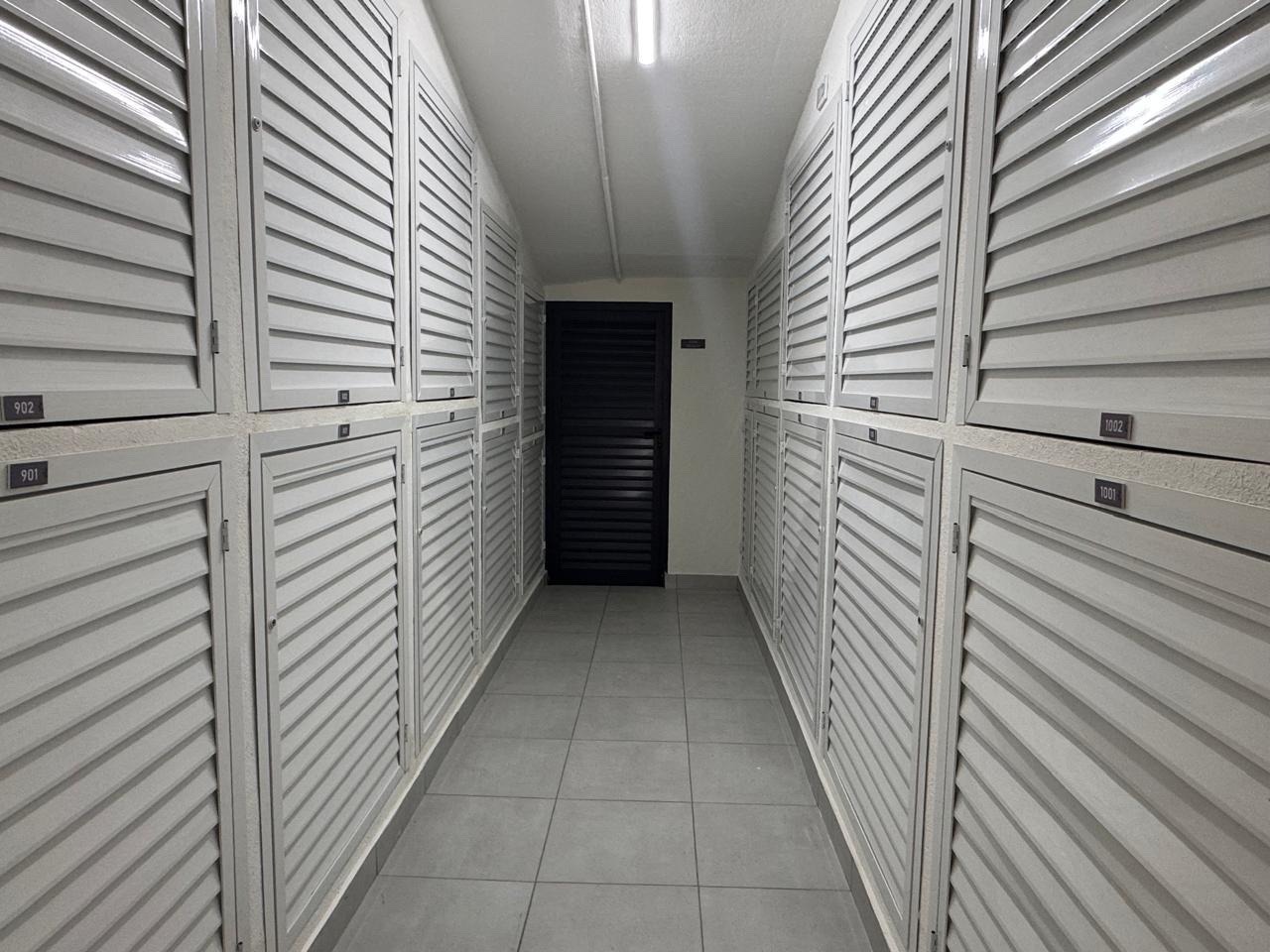 Box de praia com armários para os moradores