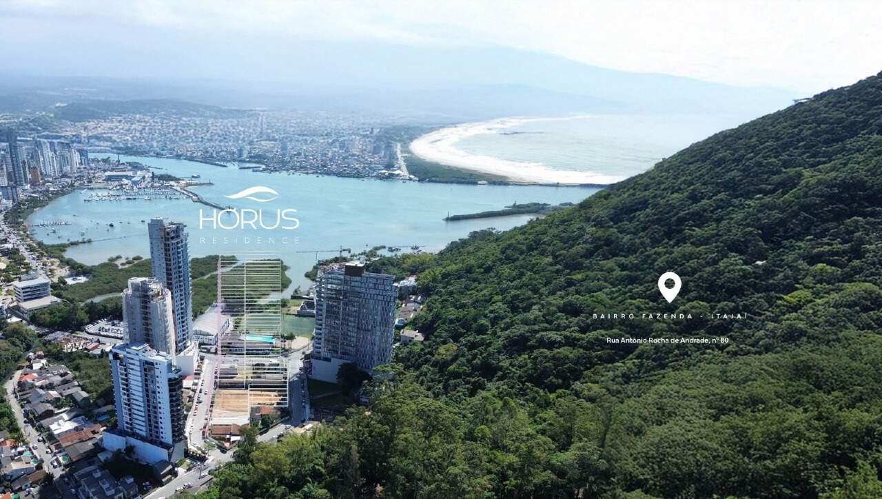 Terreno do Hórus na Fazenda, entre o morro e o Saco da Fazenda (foto aérea do catálogo)