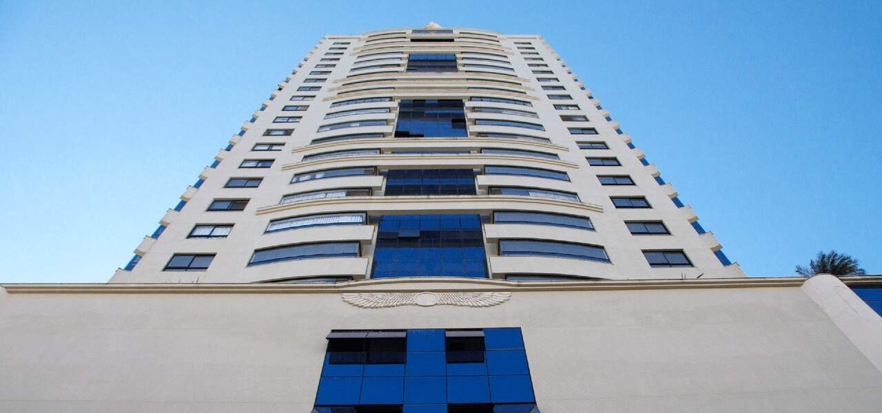 Fachada do Merithamon Residencial, da Carelli Propriedades, na Rua 600, Centro de Balneário Camboriú