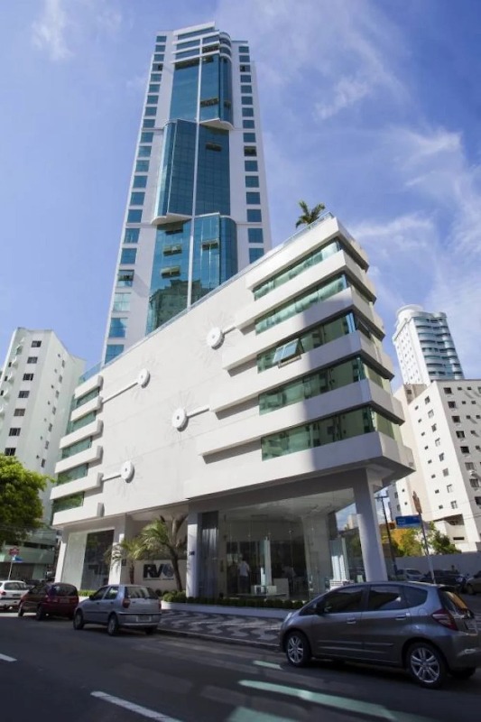 Torre do Cartagena Residence, da RV Empreendimentos, no Centro de Balneário Camboriú