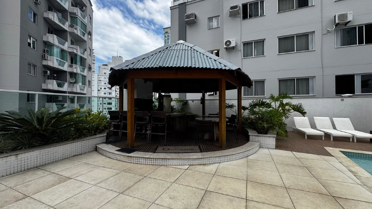 Quiosque do Cartagena Residence, junto à piscina