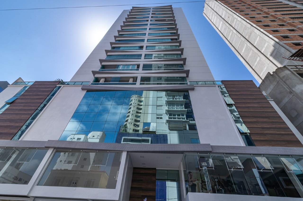 Fachada atual do Roverè della Luna em Balneário Camboriú