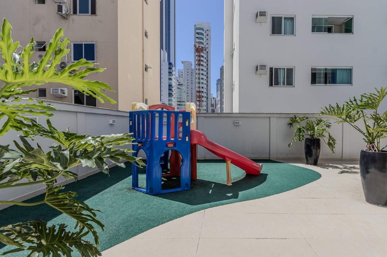 Playground do Costa Splendida, com piso emborrachado