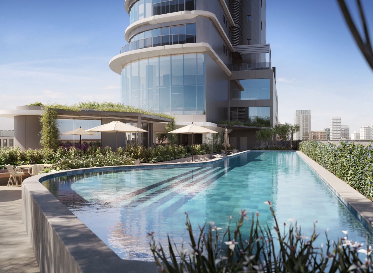 Piscina externa aquecida com quiosque (imagem ilustrativa)