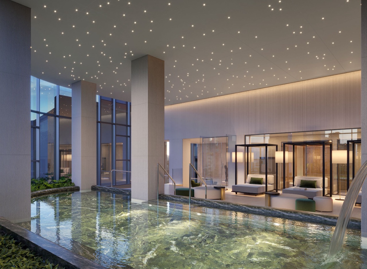 Piscina interna aquecida do spa (imagem ilustrativa)