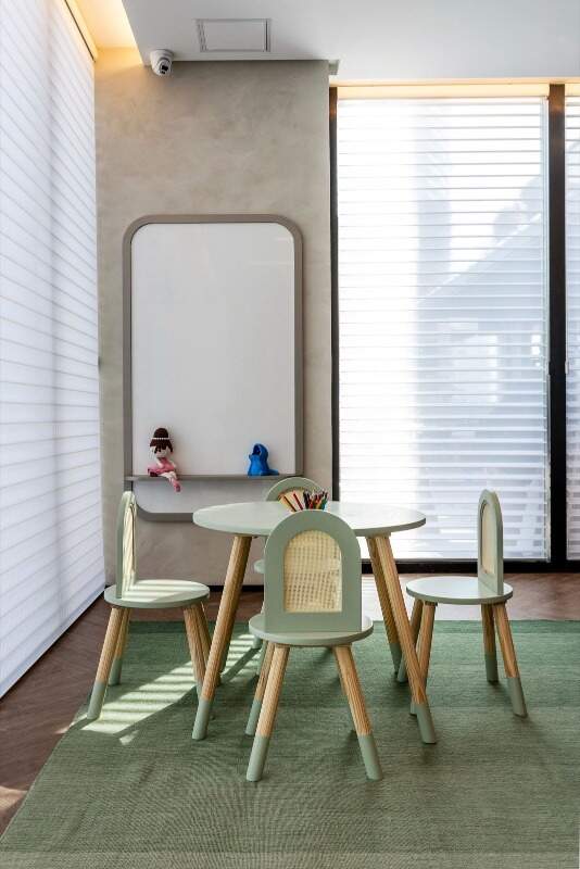 Mesa infantil do kids club