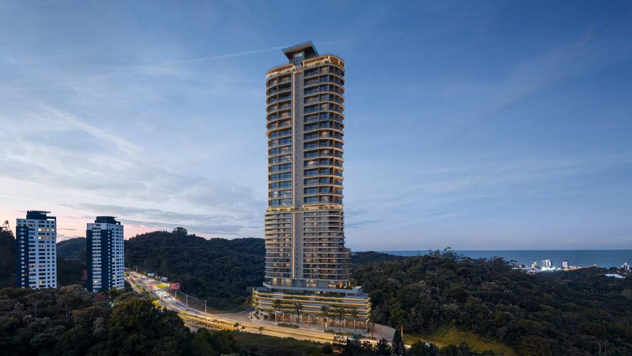 Torre do Raro By Sierra ao amanhecer, na entrada da Brava Norte (imagem ilustrativa)