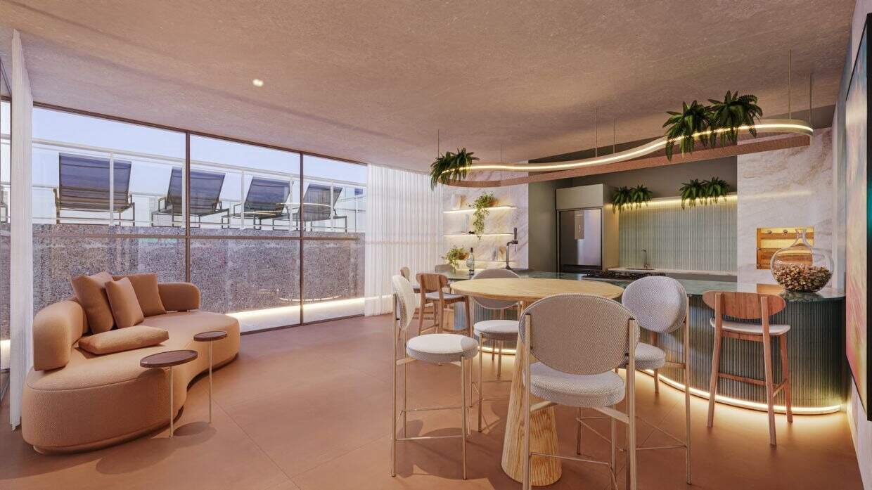 Sky bar com sofá curvo e janelas amplas (imagem ilustrativa)