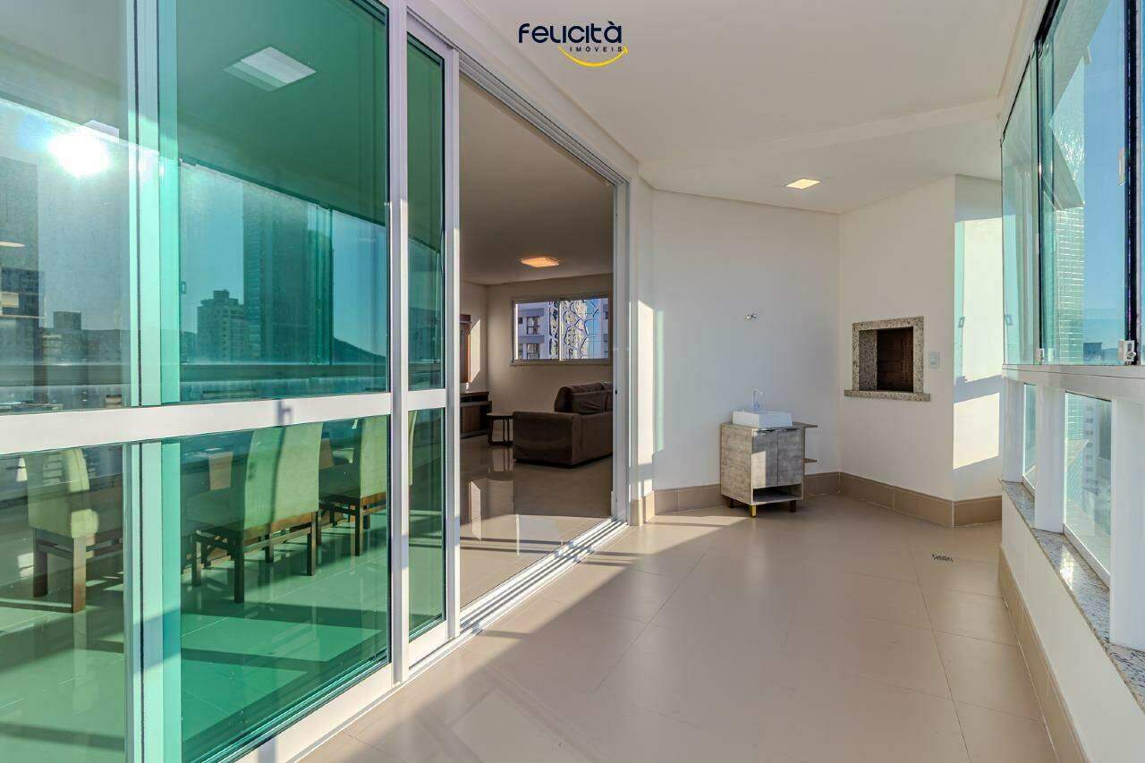 Apartamento de 3 quartos, 121m² no bairro Centro, em Balneário Camboriú | Eu Corretor
