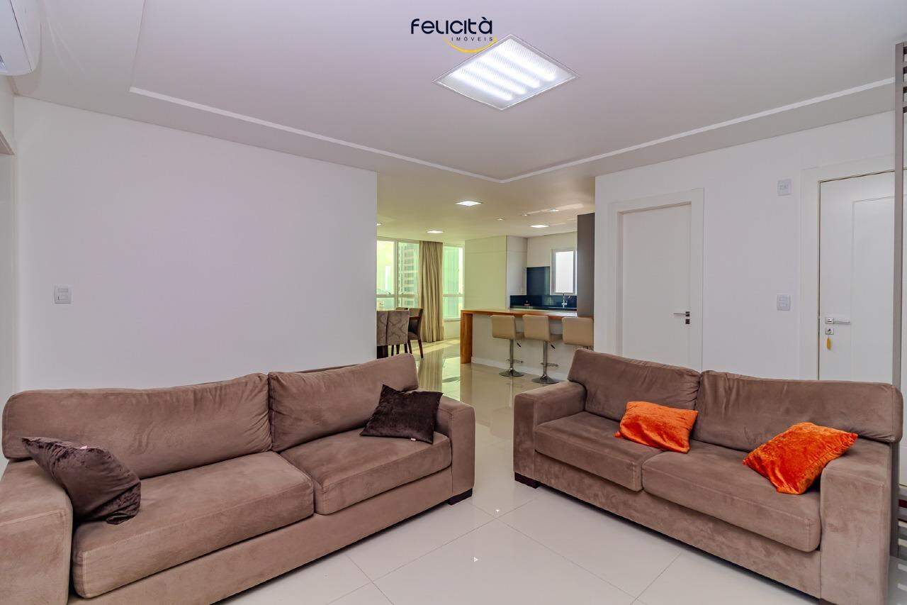 Apartamento de 3 quartos, 125m² no bairro Centro, em Balneário Camboriú | Eu Corretor
