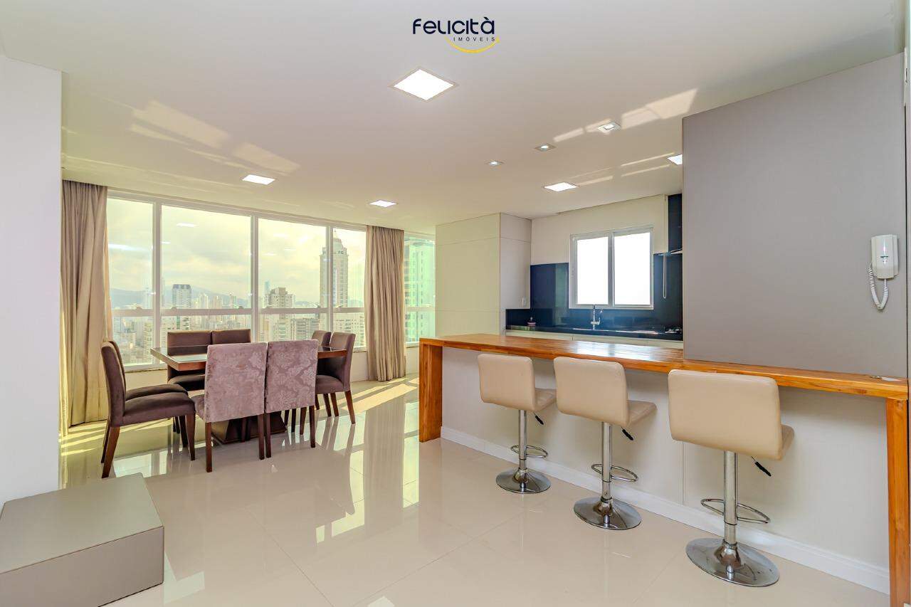 Apartamento de 3 quartos, 125m² no bairro Centro, em Balneário Camboriú | Eu Corretor