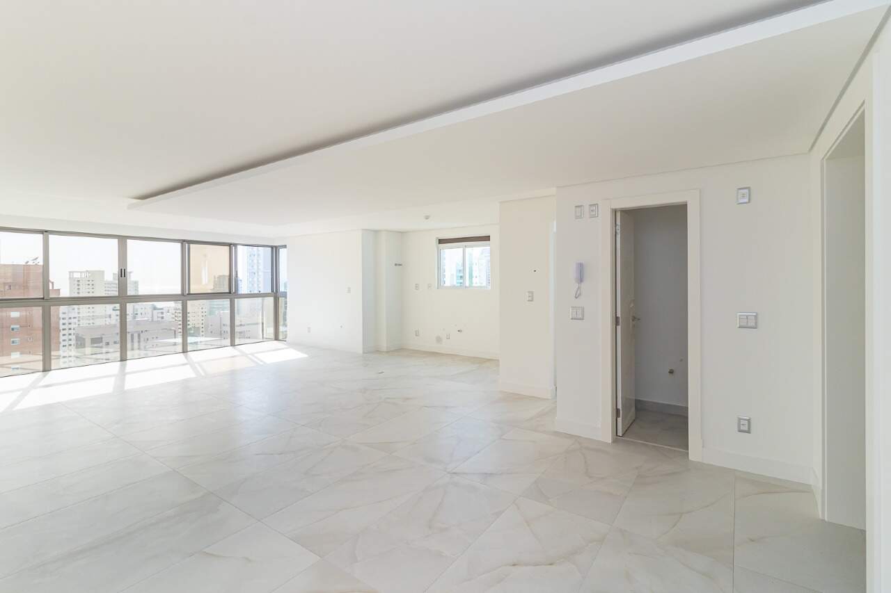 Apartamento de 3 quartos, 167m² no bairro Centro, em Balneário Camboriú | Eu Corretor