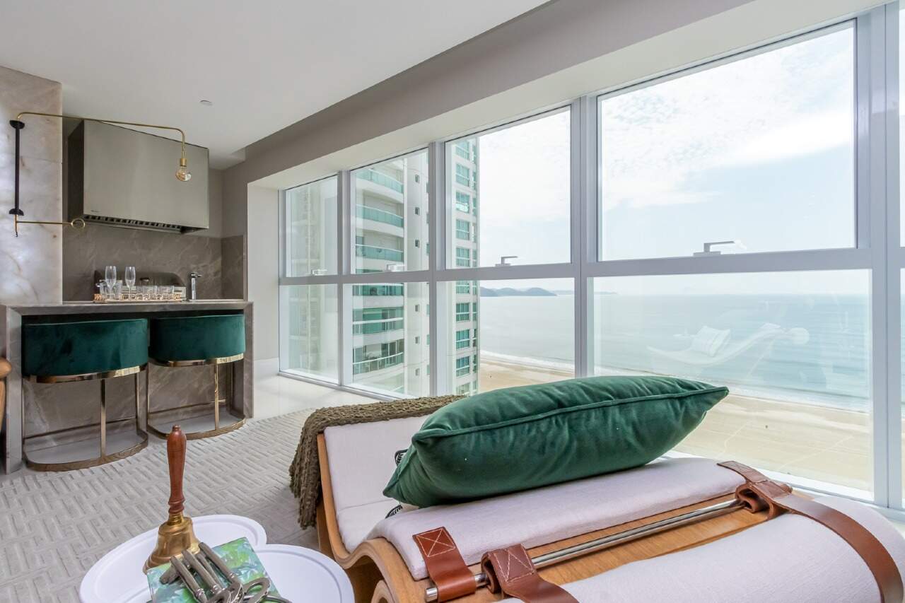 Apartamento de 4 quartos, 195m² no bairro Barra Sul, em Balneário Camboriú | Eu Corretor