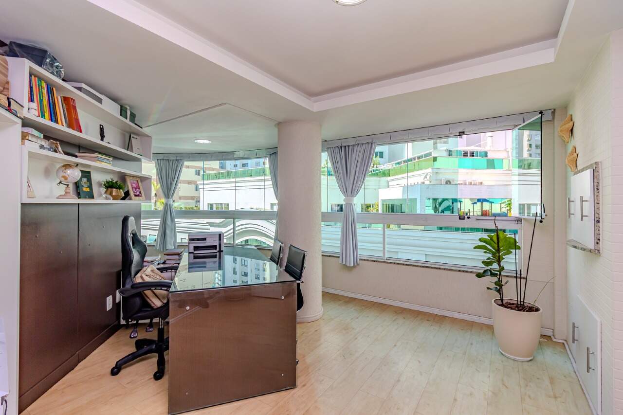 Apartamento de 3 quartos, 118m² no bairro Centro, em Balneário Camboriú | Eu Corretor