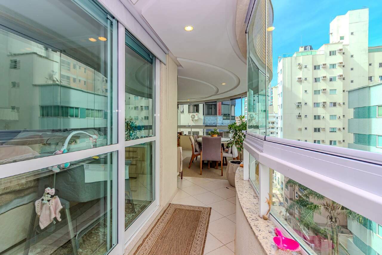 Apartamento de 3 quartos, 132m² no bairro Centro, em Balneário Camboriú | Eu Corretor