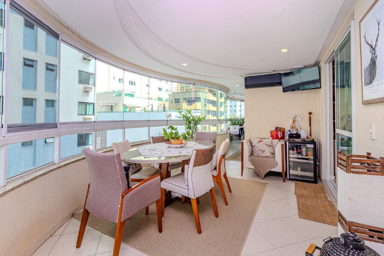 Apartamento de 3 quartos, 132m² no bairro Centro, em Balneário Camboriú | Eu Corretor