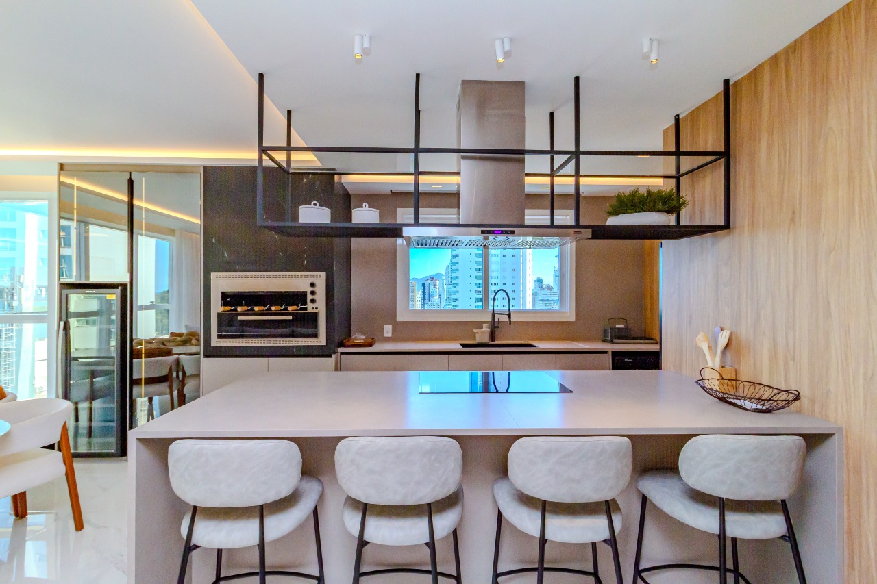 Apartamento à venda no Pioneiros: 