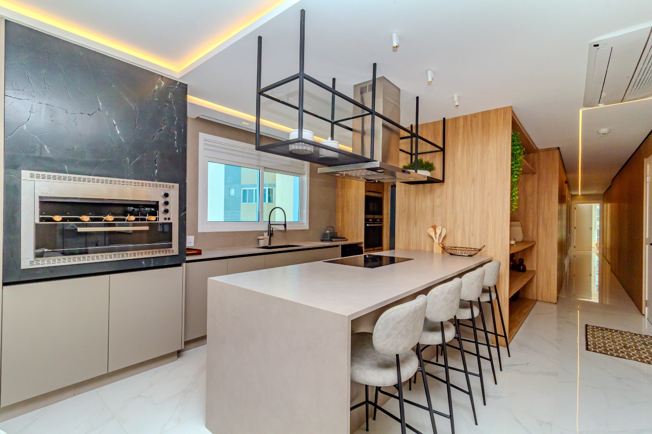 Apartamento à venda no Pioneiros: 