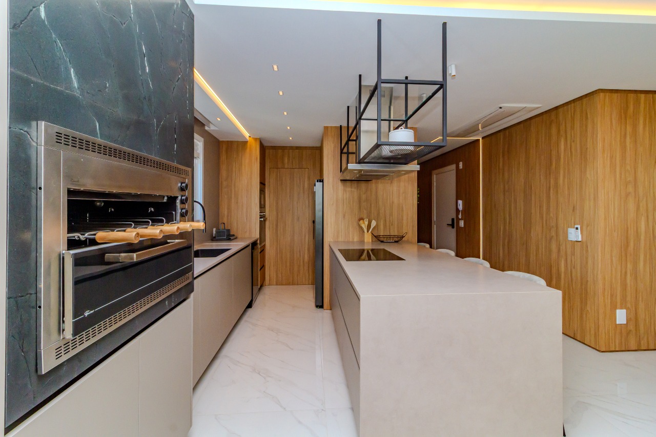 Apartamento à venda no Pioneiros: 