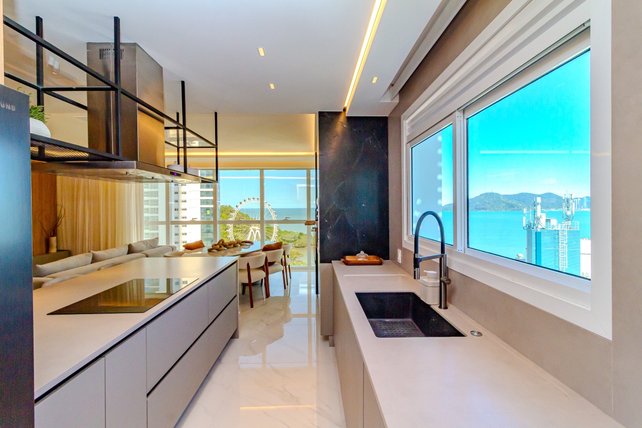 Apartamento à venda no Pioneiros: 