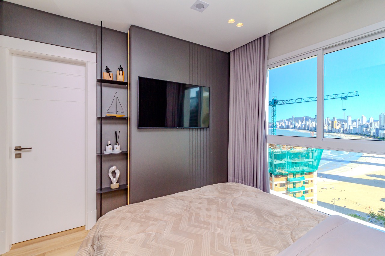 Apartamento à venda no Pioneiros: 