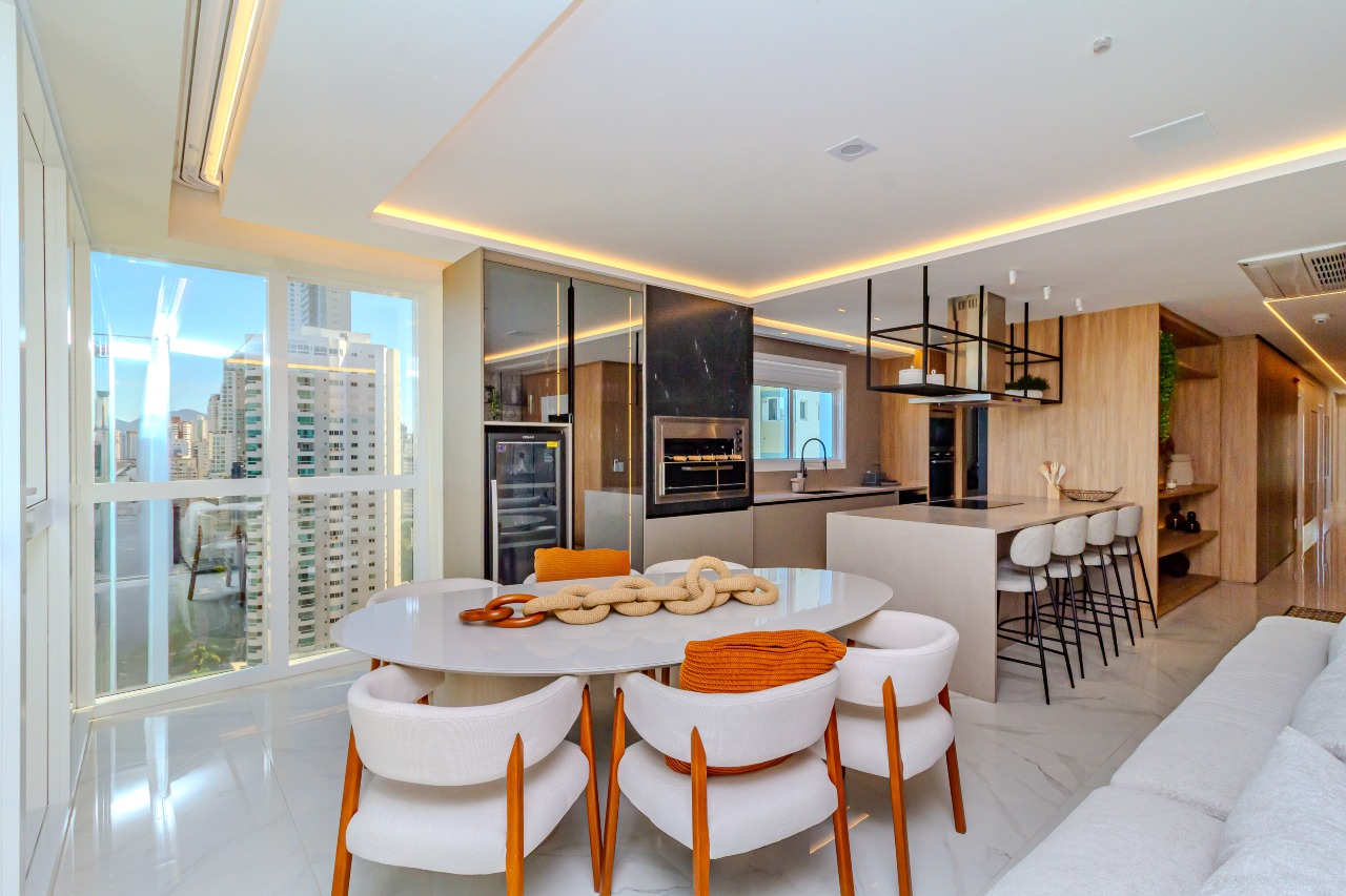 Apartamento à venda no Pioneiros: 