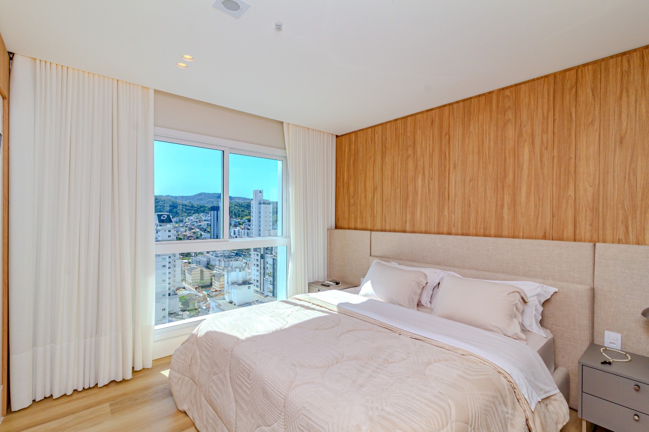 Apartamento à venda no Pioneiros: 