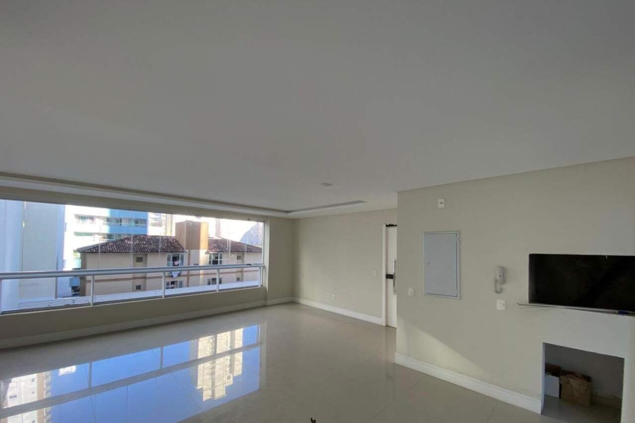 Apartamento de 3 quartos, 251m² no bairro Centro, em Balneário Camboriú | Eu Corretor